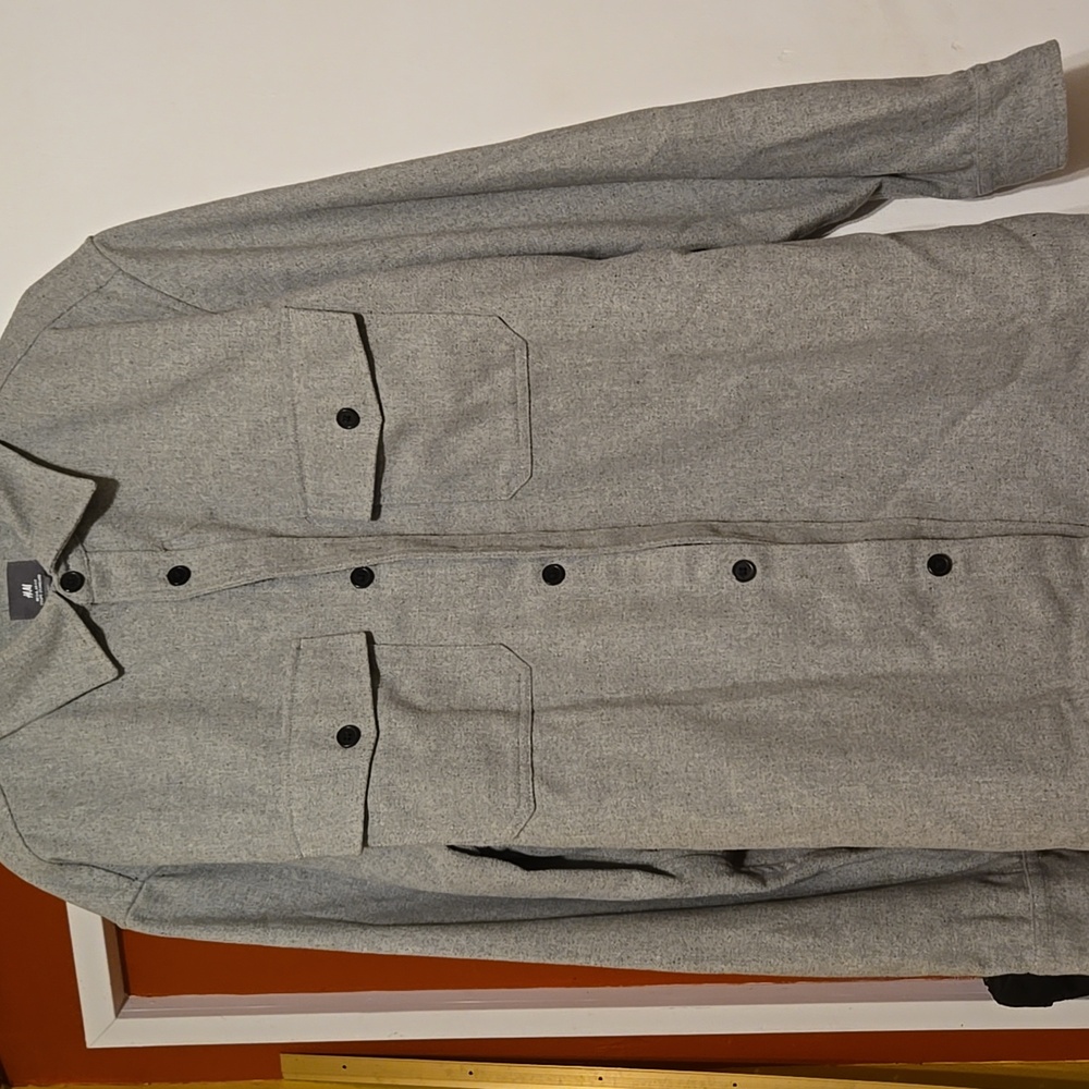 Men's Gray Button-Up Jacket